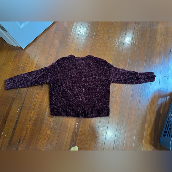 Maroon chenille sweater. Size small. Never worn! - Picture 3 of 5